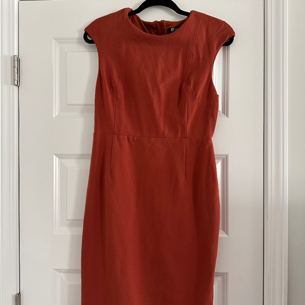 Versona Dress